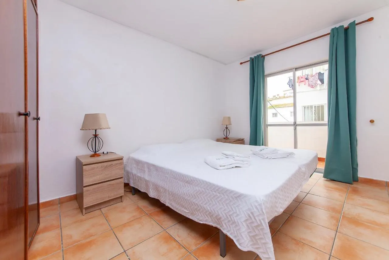 B18 - Village Street Apartment Λάγος