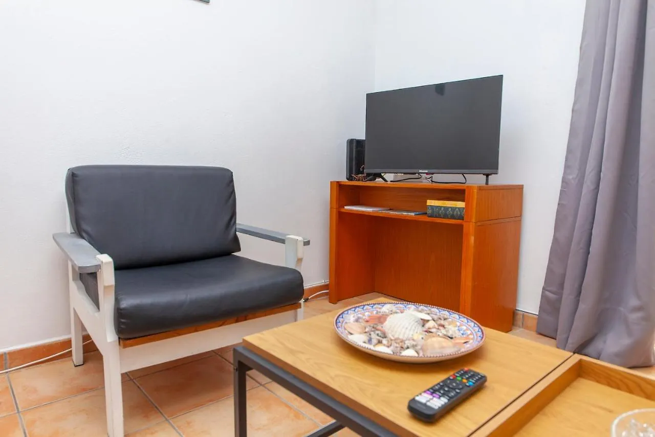 B18 - Village Street Apartment Λάγος