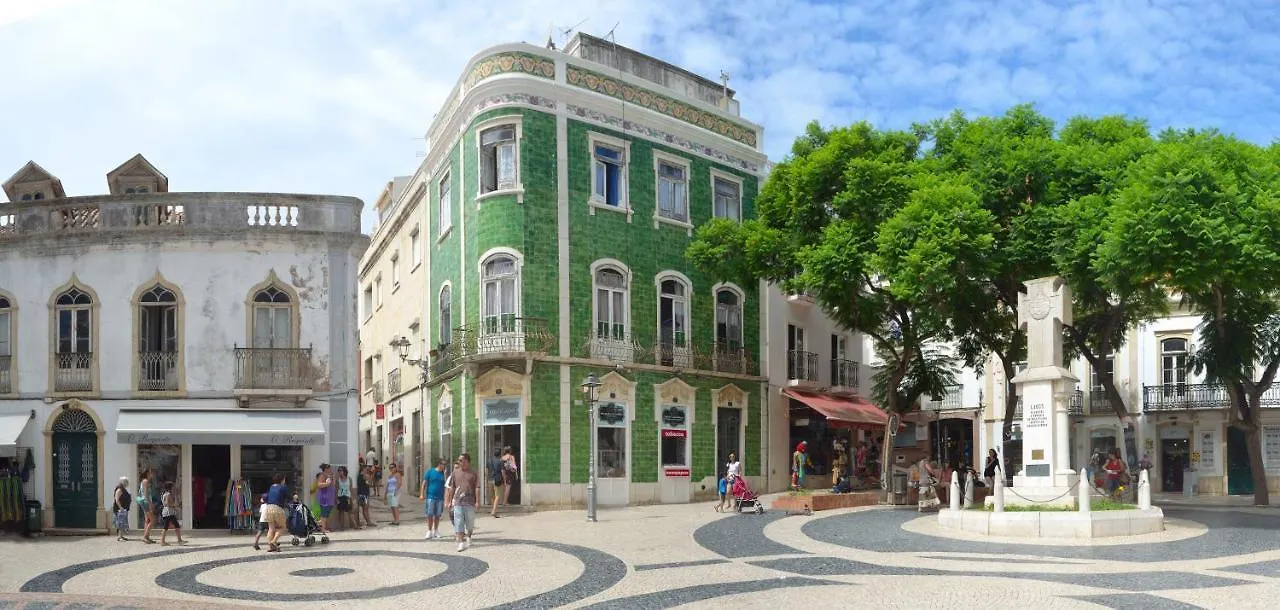 B18 - Village Street Apartment Λάγος
